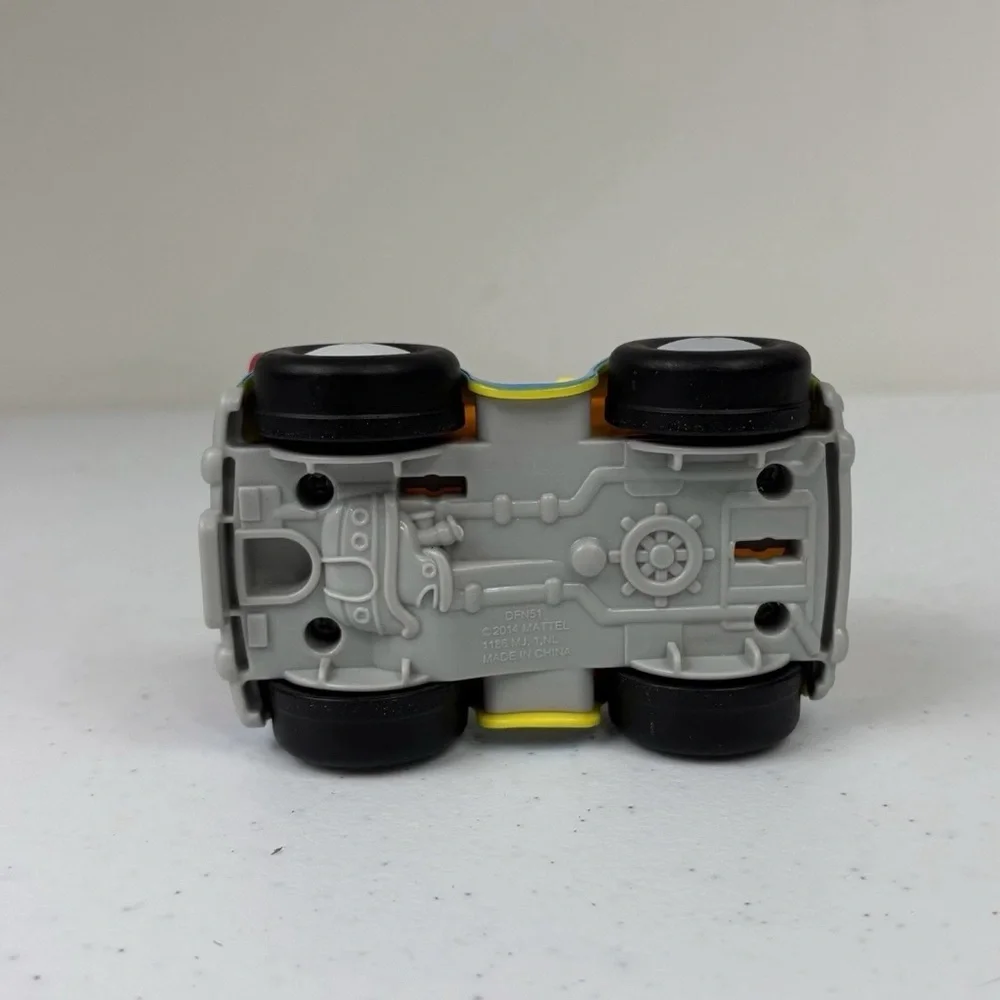 Fisher Price Little People Donald Duck Bouncing Car Magic of Disney - Picture 8 of 8